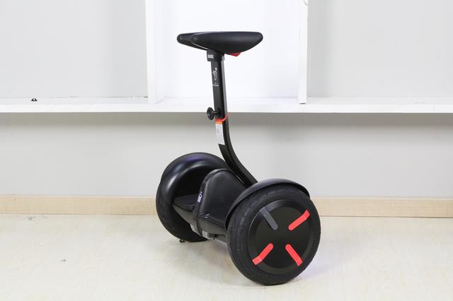 mini pro segway scooter side view